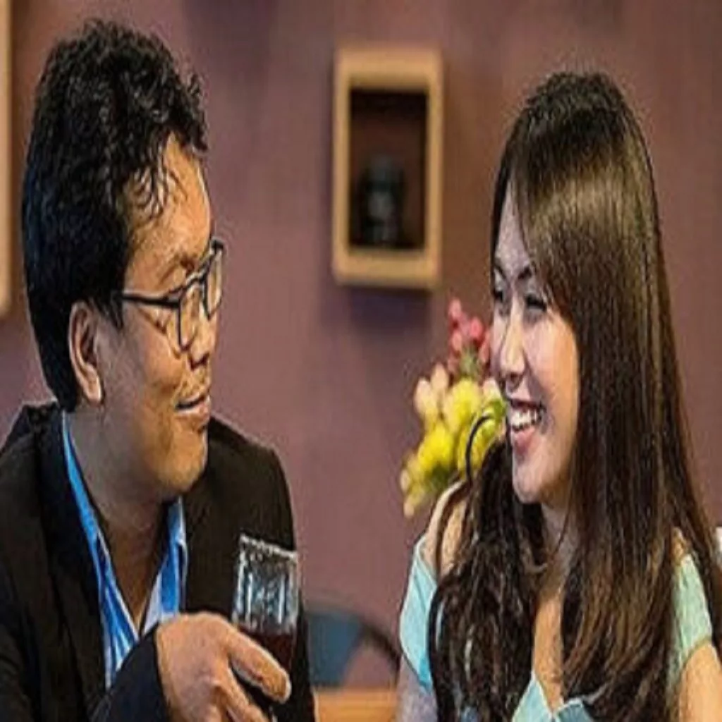 How To Love a Filipino Woman - Dating Couple In Love